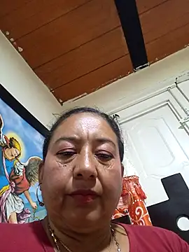 Snapshot of VictoriaSanz chatting on 10-21-25, 02:55 VictoriaSanz online show from 10-21-25, 02:55