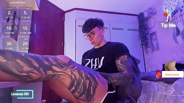 estebandi do online show from 11-29-25, 02:12