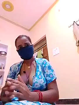 malteejat online show from 10-07-25, 03:57