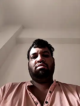 Snapshot of vinay_smalldick chatting on 06-11-26, 02:22 vinay smalldick online show from 06-11-26, 02:22