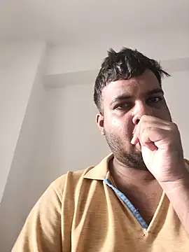 Snapshot of vinay_smalldick chatting on 07-14-26, 01:38 vinay smalldick online show from 07-14-26, 01:38
