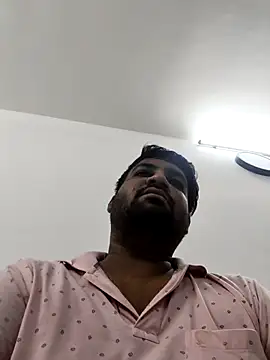 Snapshot of vinay_smalldick chatting on 06-11-26, 03:42 vinay smalldick online show from 06-11-26, 03:42