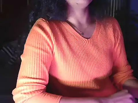 Snapshot of shaalu_sharma chatting on 02-06-26, 05:09 shaalu sharma online show from 02-06-26, 05:09