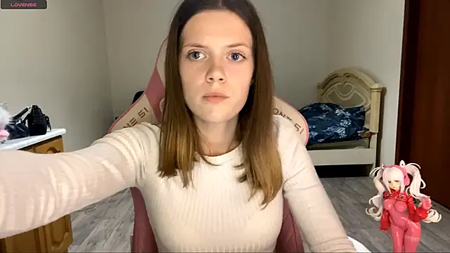 VibeQueenLucy online show from 09-24-25, 03:29