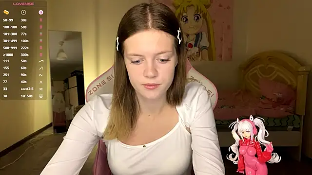 VibeQueenLucy online show from 10-26-25, 02:17