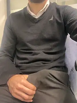 speddy34 online show from 12-15-25, 06:52