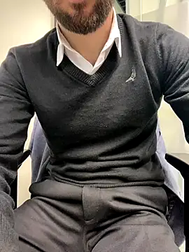 speddy34 online show from 12-17-25, 06:29