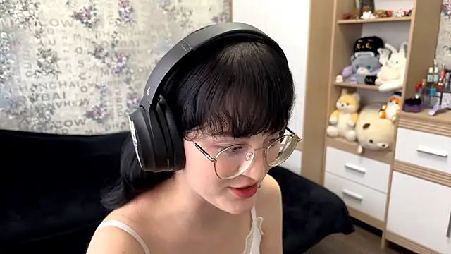 FakeLamb online show from 09-09-25, 12:03