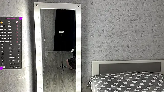 FakeLamb online show from 10-01-25, 06:12