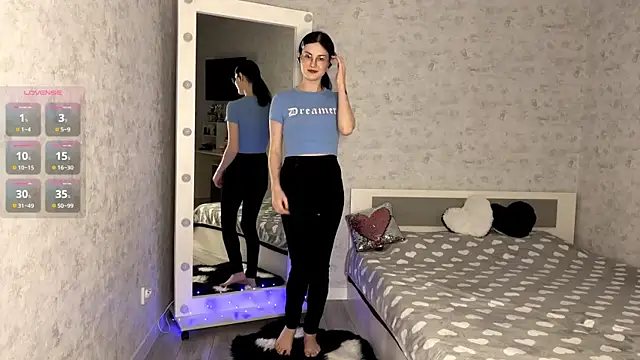 FakeLamb online show from 11-05-25, 09:07