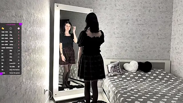 FakeLamb online show from 10-13-25, 09:05