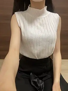 Snapshot of yayoi_jp chatting on 07-24-26, 03:30 yayoi jp online show from 07-24-26, 03:30