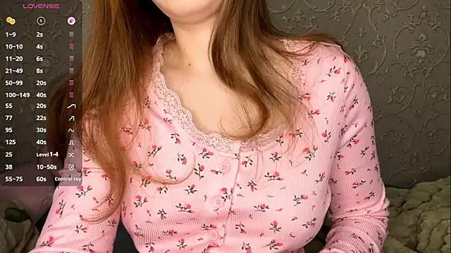 CharlynDini online show from 01-12-26, 06:09