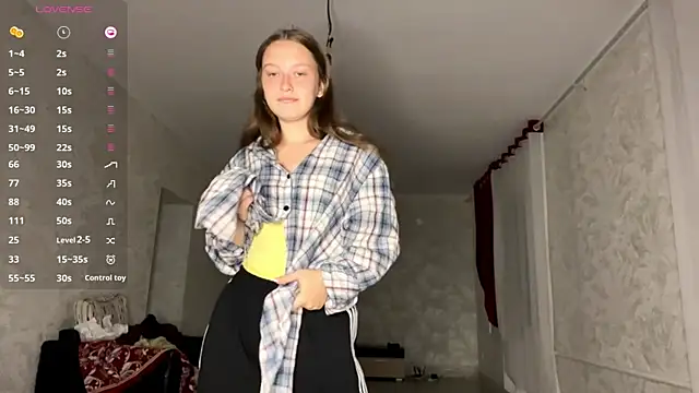 CharlynDini online show from 09-19-25, 03:16