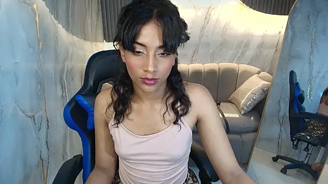 katty berry r online show from 10-20-25, 07:36