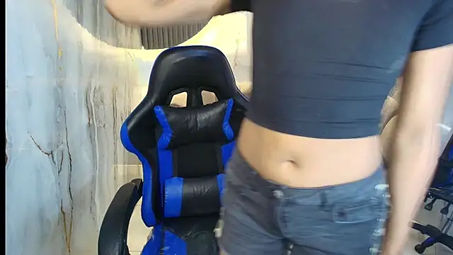 katty berry r online show from 10-21-25, 07:35