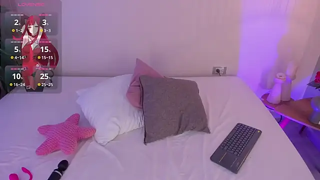 Cristalfoxy  online show from 02-23-26, 08:20