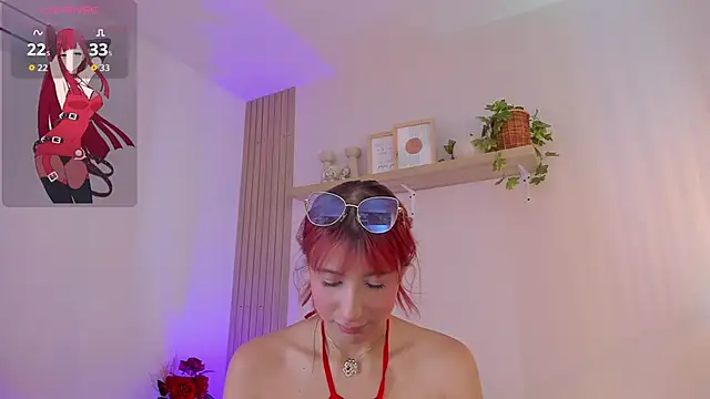 Cristalfoxy  online show from 02-06-26, 07:54