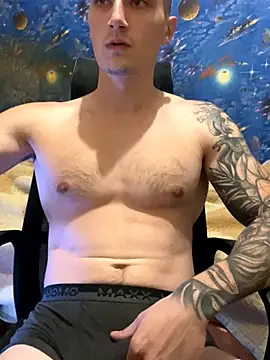 fronkie9384 online show from 10-27-25, 08:54