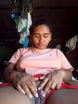 Lucy-Ferr online show from 01-13-26, 07:07