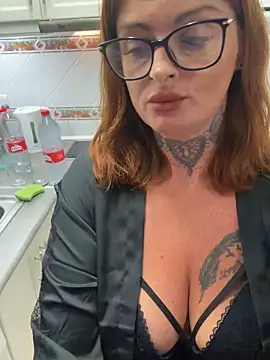 IrishmilfAnna online show from 10-16-25, 07:00