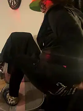 IrishmilfAnna online show from 01-10-26, 05:52