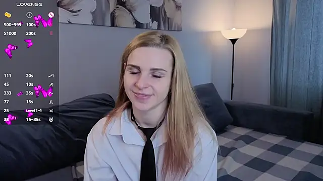 HelenMartines online show from 10-30-25, 10:24