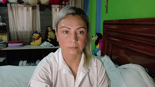  Charlize theron  online show from 02-14-26, 11:05