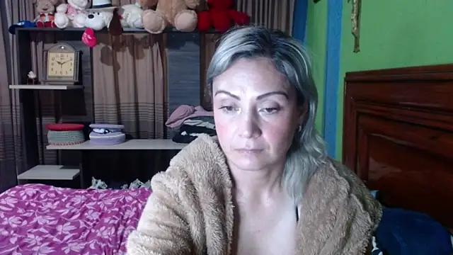  Charlize theron  online show from 10-03-25, 06:04