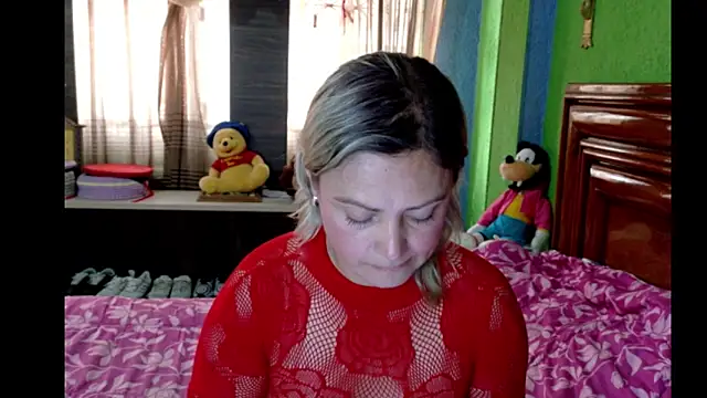  Charlize theron  online show from 04-21-26, 08:26