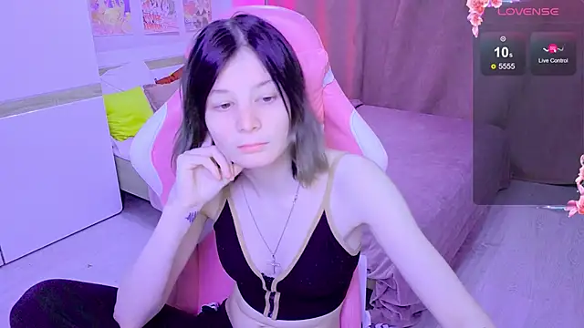 EllinEverly online show from 03-19-26, 09:04