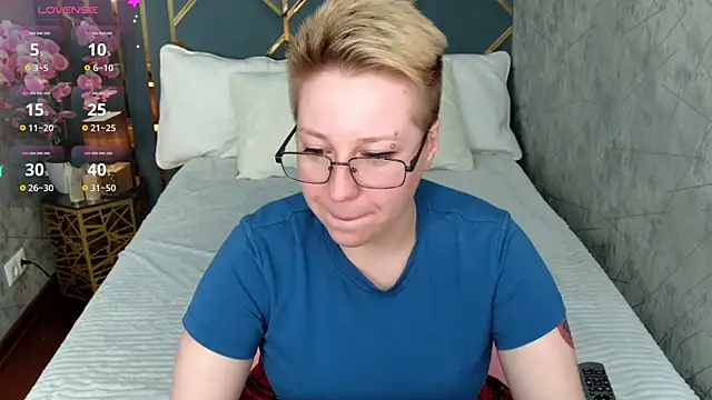 AlexandraGreen online show from 10-02-25, 10:02