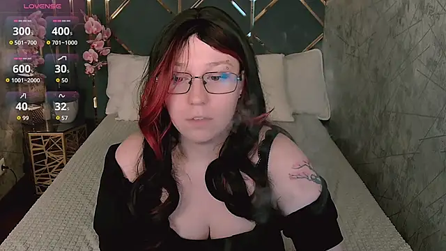 AlexandraGreen online show from 05-24-26, 07:47