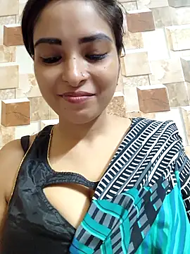 Snapshot of QUEEN-ADITI chatting on 10-06-25, 03:08 QUEEN-ADITI online show from 10-06-25, 03:08