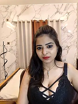 QUEEN-ADITI online show from 03-04-26, 05:21