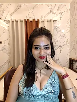 QUEEN-ADITI online show from 03-07-26, 05:40