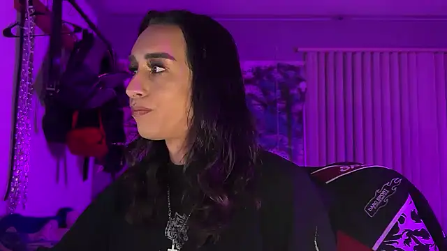 xoFrankie online show from 02-17-26, 03:15