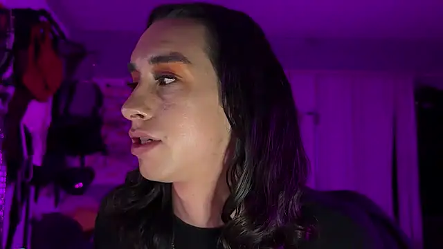 xoFrankie online show from 12-19-25, 04:38