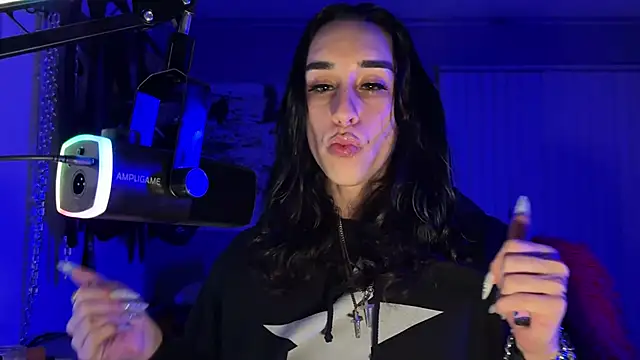 xoFrankie online show from 04-08-26, 06:59