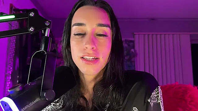 xoFrankie online show from 04-13-26, 07:34