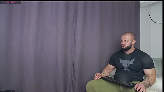 RickyMiami1 online show from 11-18-25, 10:13