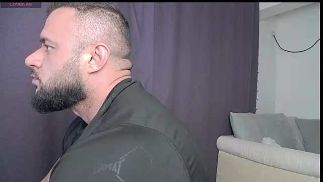 RickyMiami1 online show from 04-28-26, 06:23