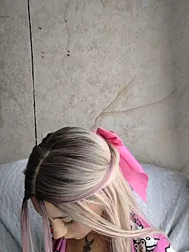 Ella rr online show from 04-12-26, 06:00