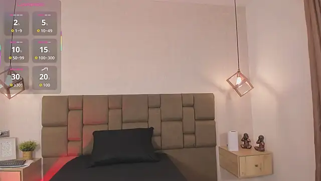 Snapshot of Julieth_Rojas chatting on 02-27-26, 04:34 Julieth Rojas online show from 02-27-26, 04:34