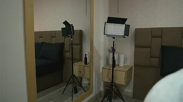 Julieth Rojas online show from 06-02-26, 04:23