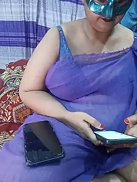 Snapshot of Tanisha-Chy chatting on 06-12-26, 06:16 Tanisha-Chy online show from 06-12-26, 06:16