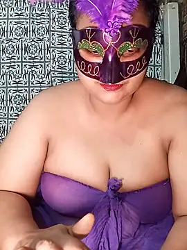Snapshot of Tanisha-Chy chatting on 07-14-26, 07:09 Tanisha-Chy online show from 07-14-26, 07:09