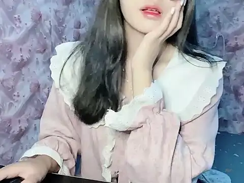 Snapshot of Miumiu028 chatting on 10-16-25, 02:20 Miumiu028 online show from 10-16-25, 02:20