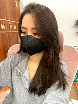 Mochi21 online show from 11-16-25, 05:12