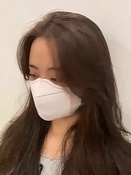 Mochi21 online show from 11-10-25, 04:39